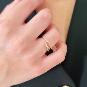 טבעת כסף 925 בציפוי זהב "סרי לנקה" איקס משובץ זירקונים